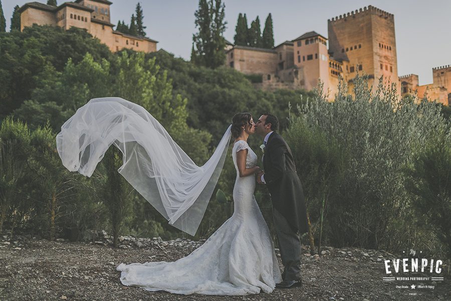 Boda en Carmen de los Chapiteles