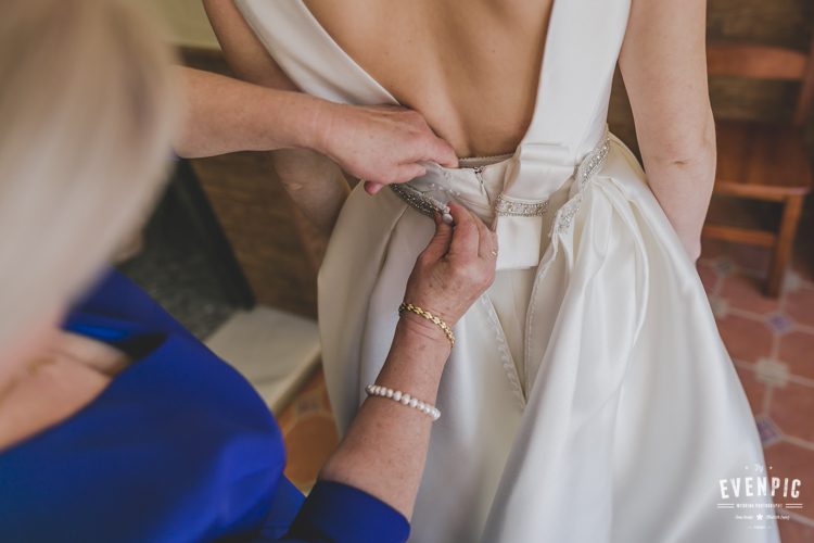 Vestido de novia rosa clará